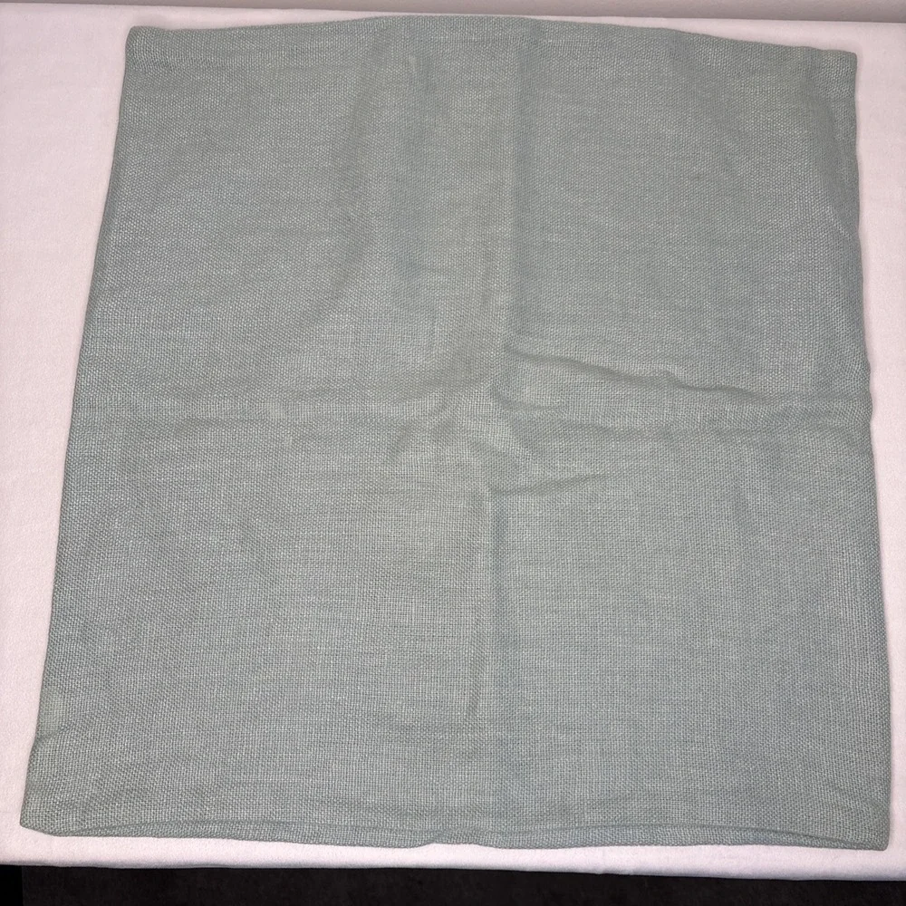 Pottery Barn Big Button Textured Linen Pillow Cover  Blue Coastal Minimalist 18